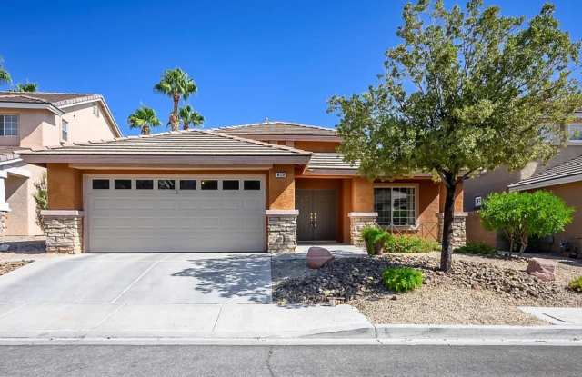 Charming 3-Bed, 2-Bath Single-Story Home in Summerlin