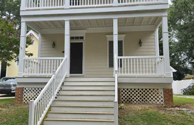 Residential Home Located in Vermillion with 3BR/2.5BA