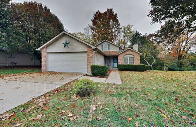 2215 Joann Dr