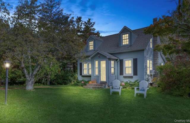 1385 Old Shipyard Lane