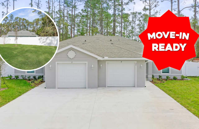 FULLY FENCED, LIKE- NEW 3/2/1 TOWNHOUSE ON A CUL DE SAC IN BEAUTIFUL SEMINOLE WOODS