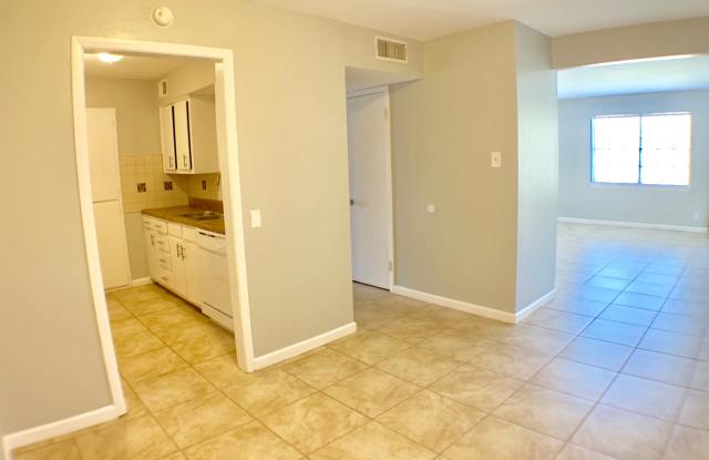 3818 Englewood Circle