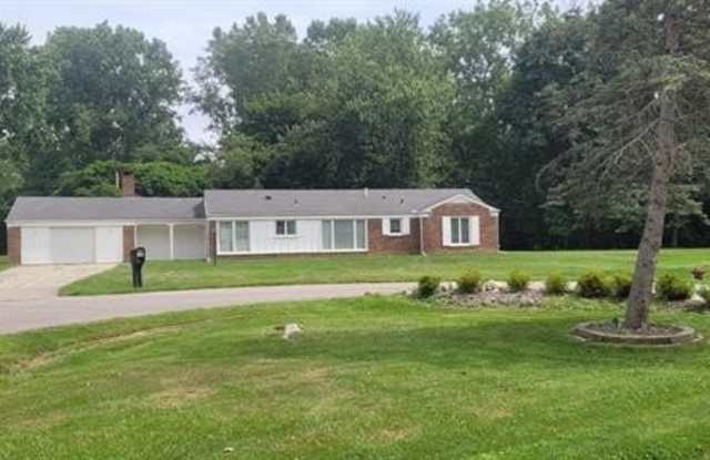 Photo of 4995 Broomfield Lane