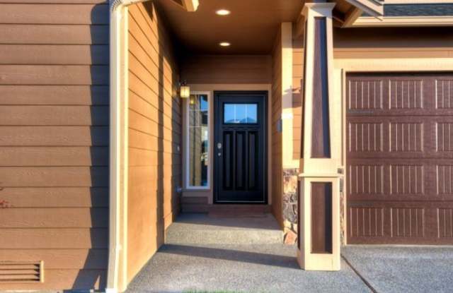 Rental in Tahoma Terra 3 bed Available July 1. - 14439 99th Avenue Southeast, Yelm, WA 98597