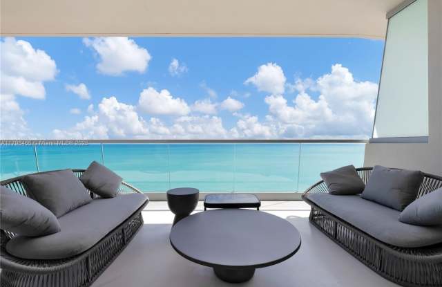 Photo of 18501 Collins Ave