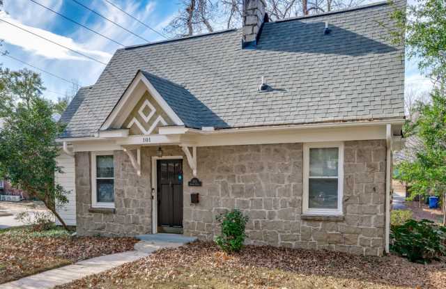 Leasing Now! - Charming 3-Bed, 2-Bath Stone Cottage in Shandon/Wales Garden - Walk to 5 Points!