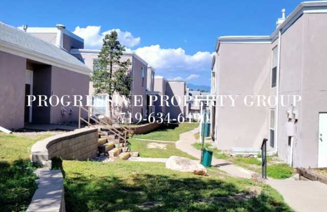 3260 Van Teylingen Drive #E