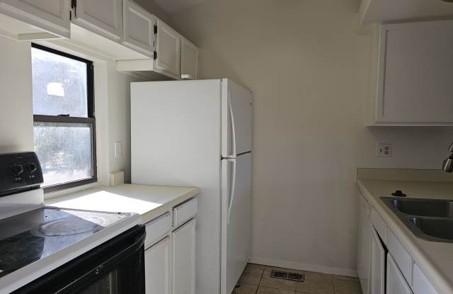 Photo of 4204 S Richfield Way