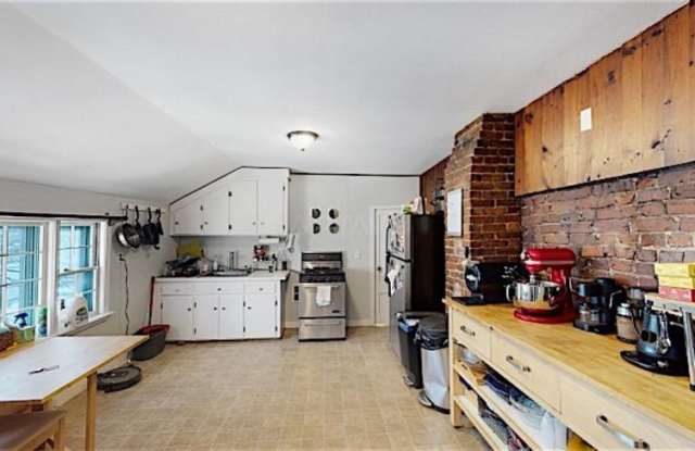 Photo of 58 Atherton St.