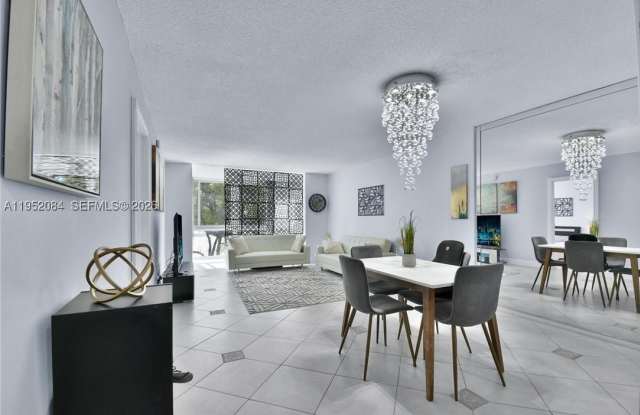 2999 NW 48th Ave