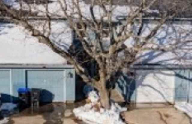 4816 SW 36th Terrace