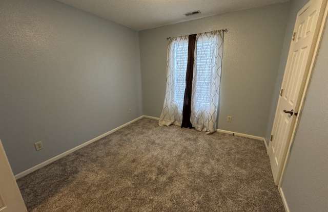 4631 W Smith Valley Road