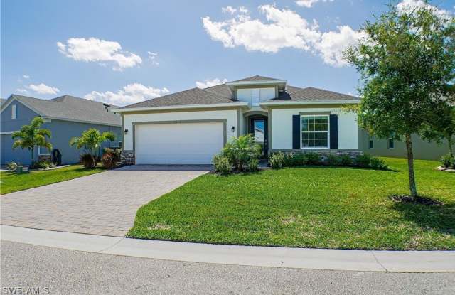 8925 cascade price Circle