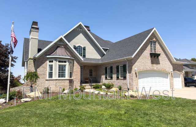 49 E. Fairway Drive