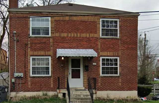 Photo of 1641 Pasadena Ave