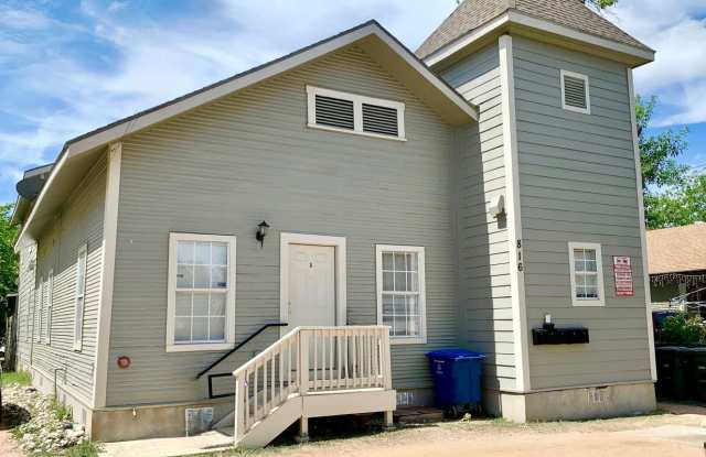 Photo of 816 Rivas St