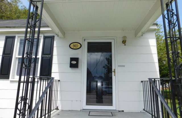 903 W. Broadway