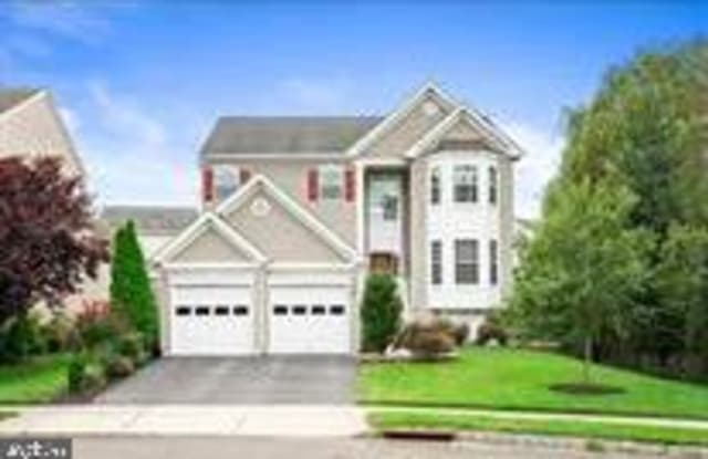 2 TACONIC ROAD - 2 Taconic Rd, Burlington County, NJ 08505