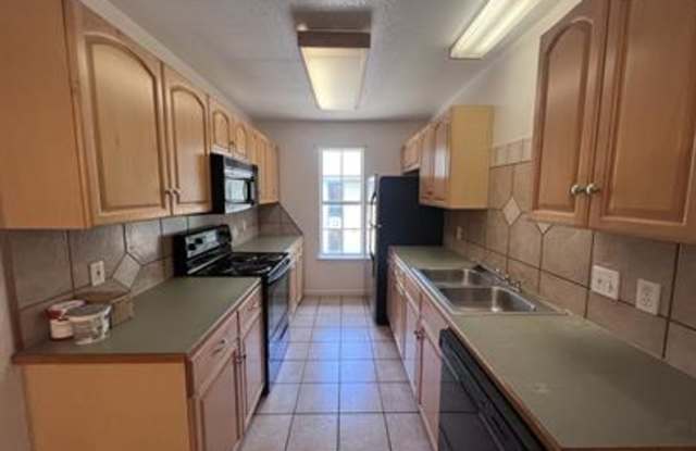 1418/1420 River Road - 1418