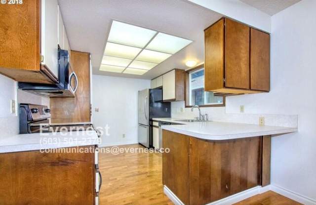 1635 Southwest 22nd Street