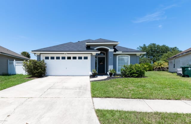 11249 HUDDERFIELD CIR - 11249 Hudderfield Circle North, Jacksonville, FL 32246