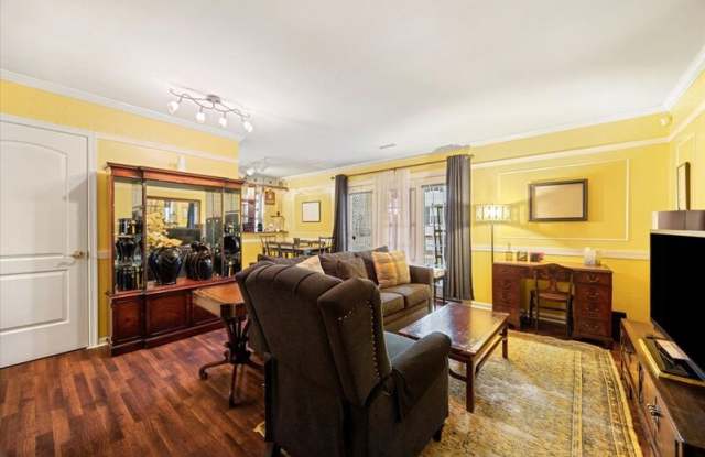 1504 Villa Terrace - Unit A