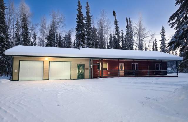 Photo of Secluded 3BR/2BA Home on 2 Acres – Heated 2 Car Garage, Pet Friendly