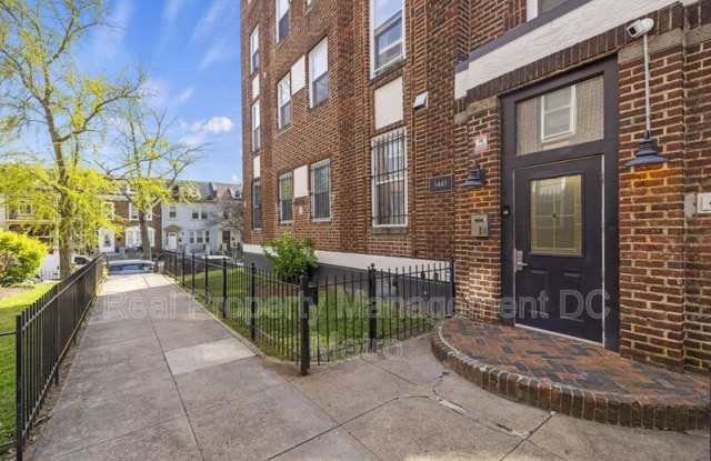1441 Spring Rd NW