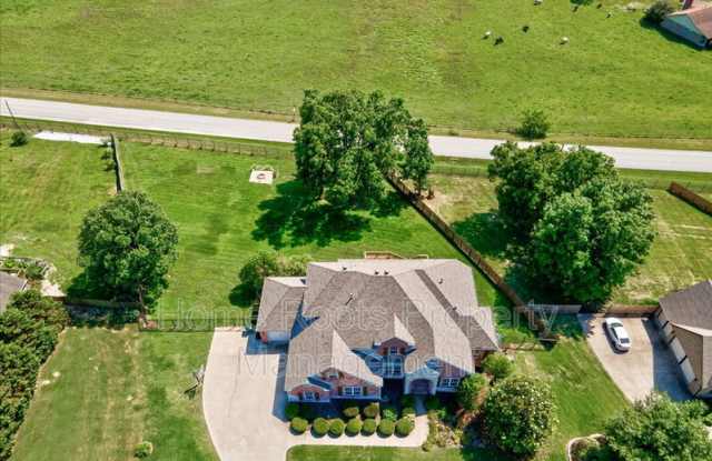 7135 Sunset Ridge Circle