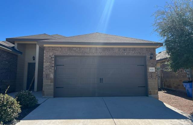 Luxury 3/2 Duplex in Seguin, Texas