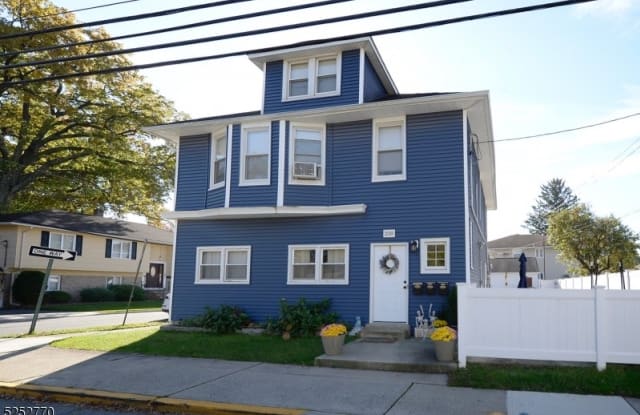 258 Central Ave - 258 Central Avenue, Hawthorne, NJ 07506