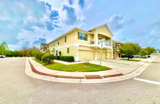 Upgraded 3BD/2.5BTH Townhome in Gated Community! photos photos