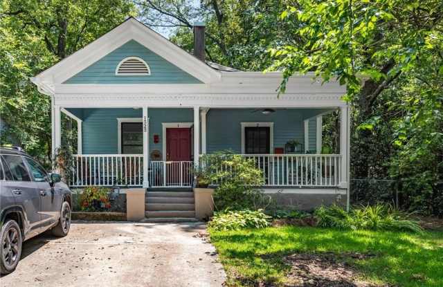 Photo of 1323 La France Street NE unit: 2