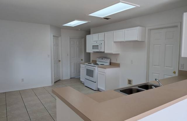 Fresh and Clean in New Braunfels!!