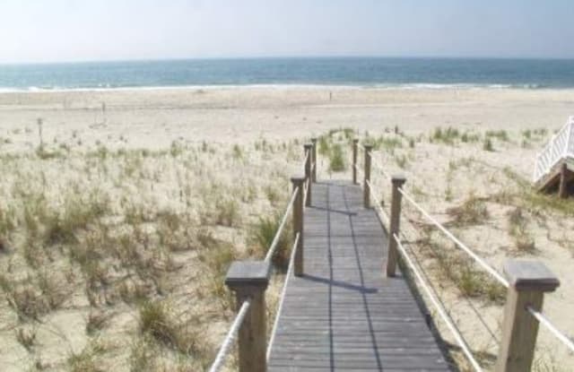 783 Dune Rd - 783 Dune Road, West Hampton Dunes, NY 11978