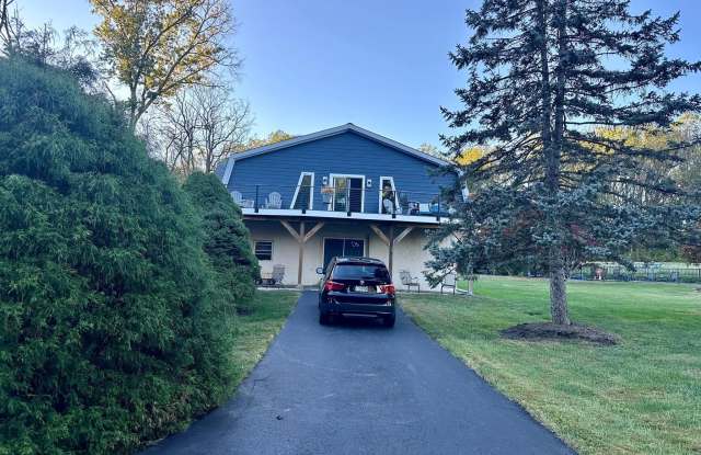 6279 UPPER YORK unit: Apartment