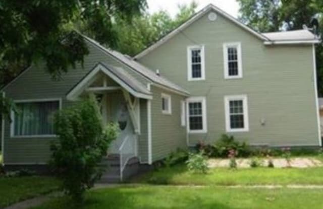 1719 Hamilton NW - 1719 Hamilton Avenue Northwest, Grand Rapids, MI 49504