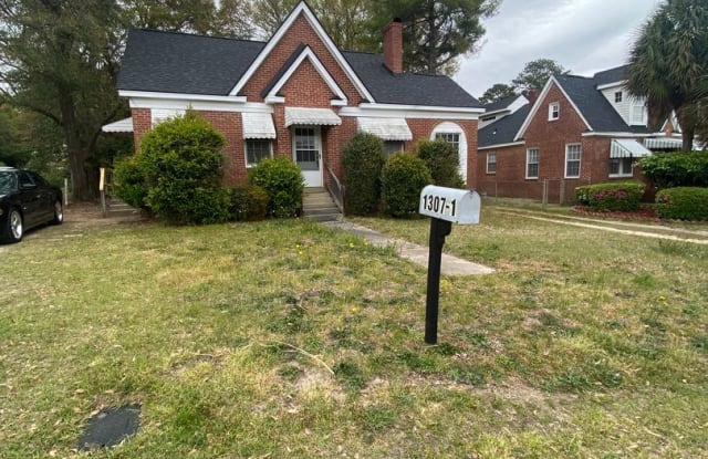 1307 1 Lorick Avenue Columbia SC apartments for rent