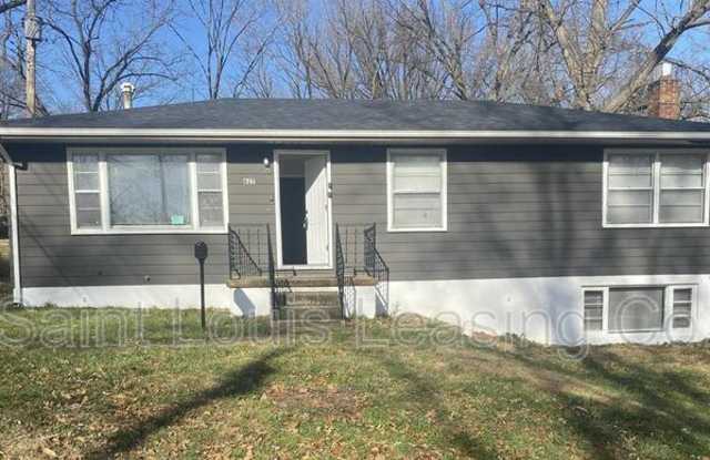 627 Tiffin Ave