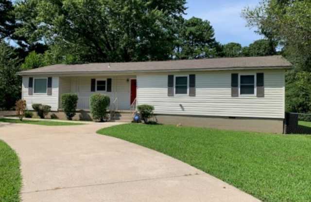 3404 Mastin Lake Road Northeast