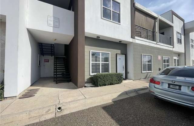 4217 Colbath Avenue unit: 430A