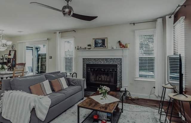 818 Zircon Court