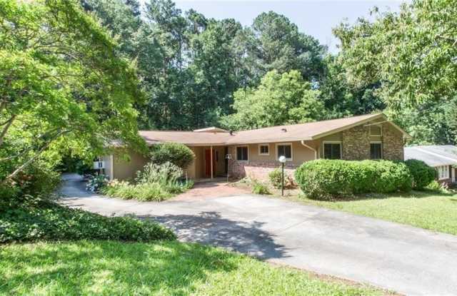 1863 Merrimac Court NE