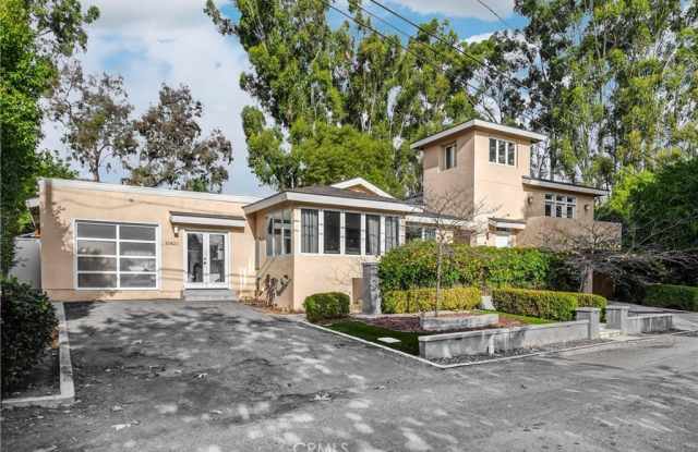 31821 Paseo Alto Plano