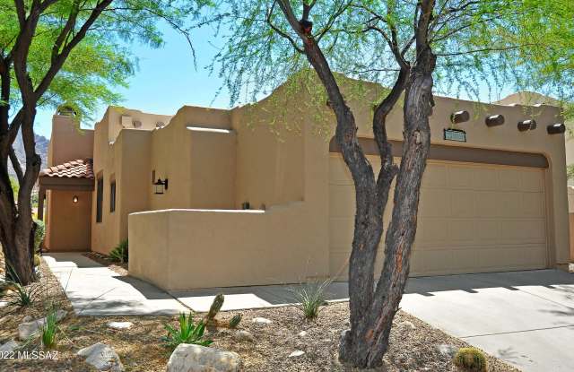 1600 E Deer Shadow Lane