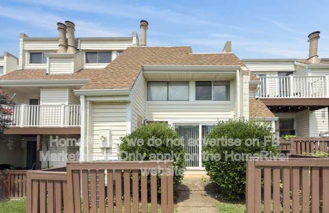 1060 Norwood Ct