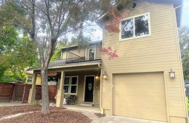 276 Palm Ave