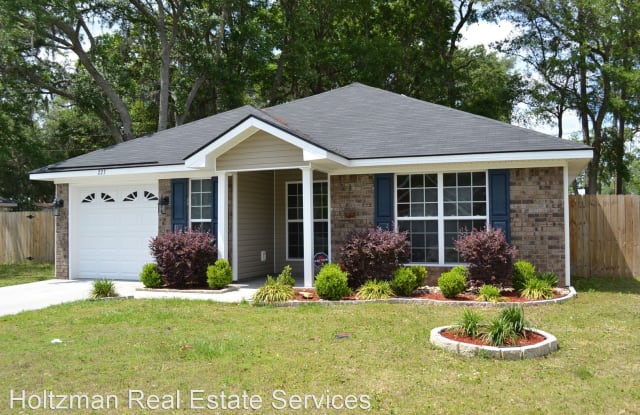 223 Guyette Ave - 223 Guyett Avenue, Hinesville, GA 31313