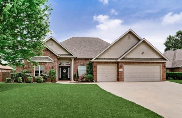 1208  NE Buckingham - 1208 Northeast Buckingham Boulevard, Bentonville, AR 72712