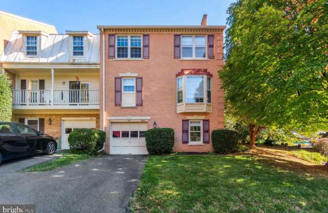 5607 LANGSTON BOULEVARD - 5607 Langston Boulevard, Arlington, VA 22207